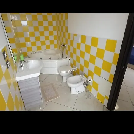 Hotel Max E Restaurant *