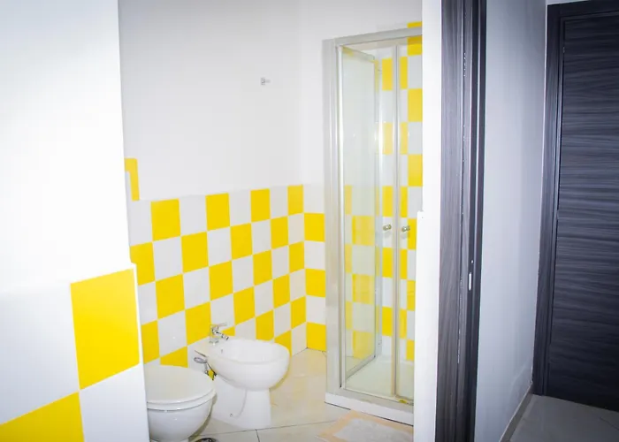 Max E Restaurant Hotel *