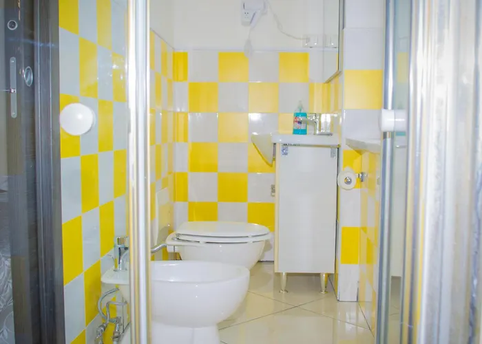 Max E Restaurant Hotel